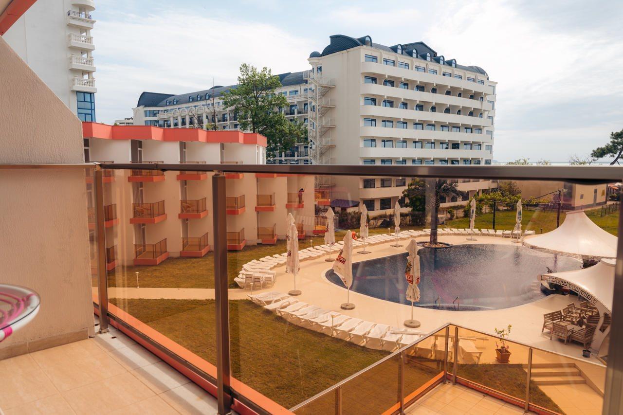 Flamingo Beach Hotel Солнечный берег Экстерьер фото