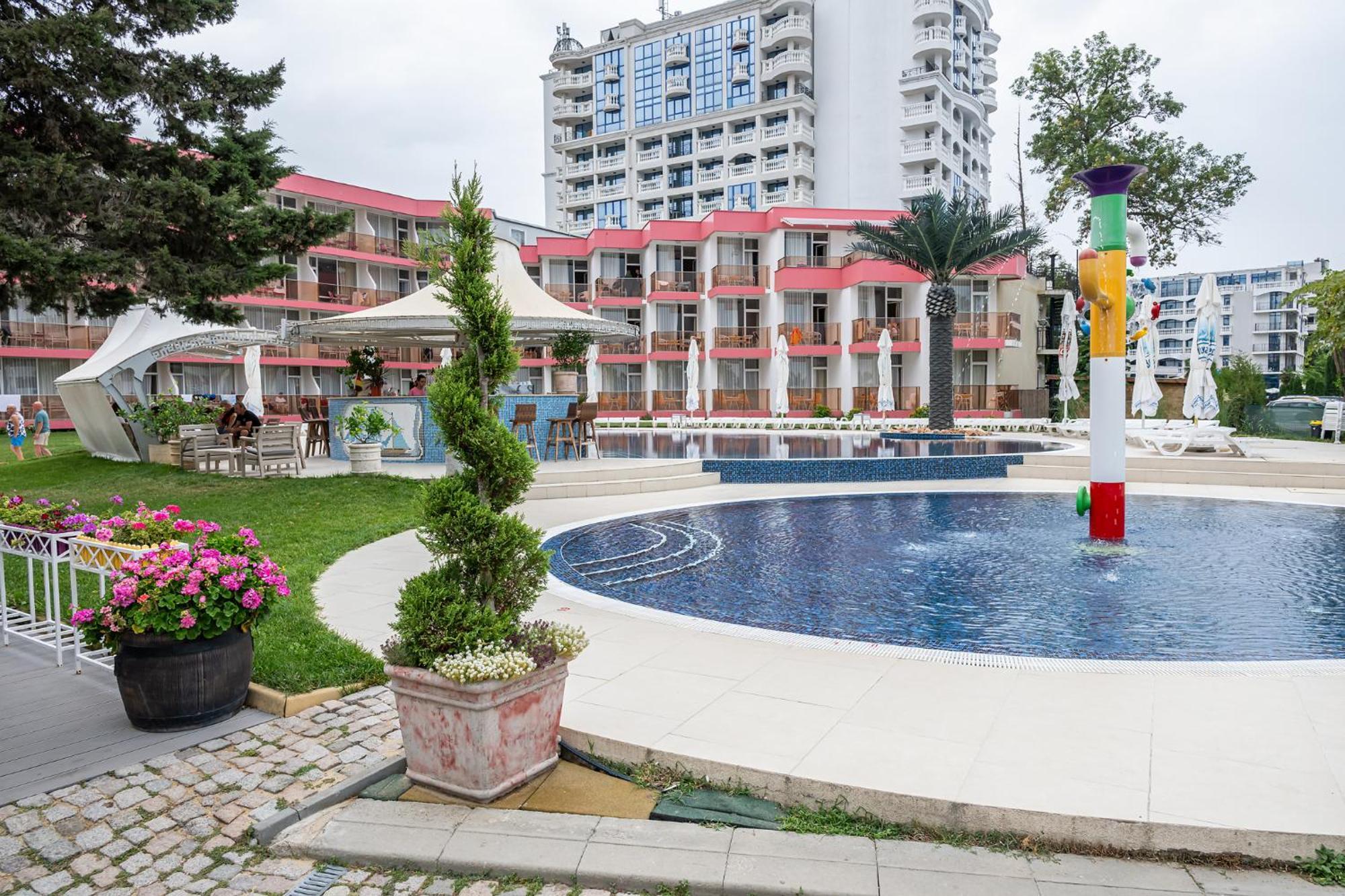 Flamingo Beach Hotel Солнечный берег Экстерьер фото
