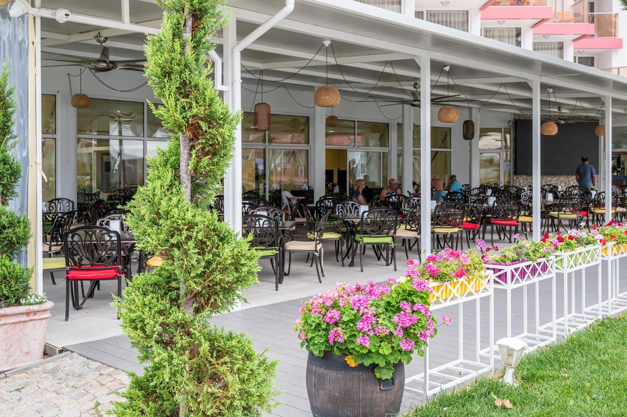 Flamingo Beach Hotel Солнечный берег Экстерьер фото