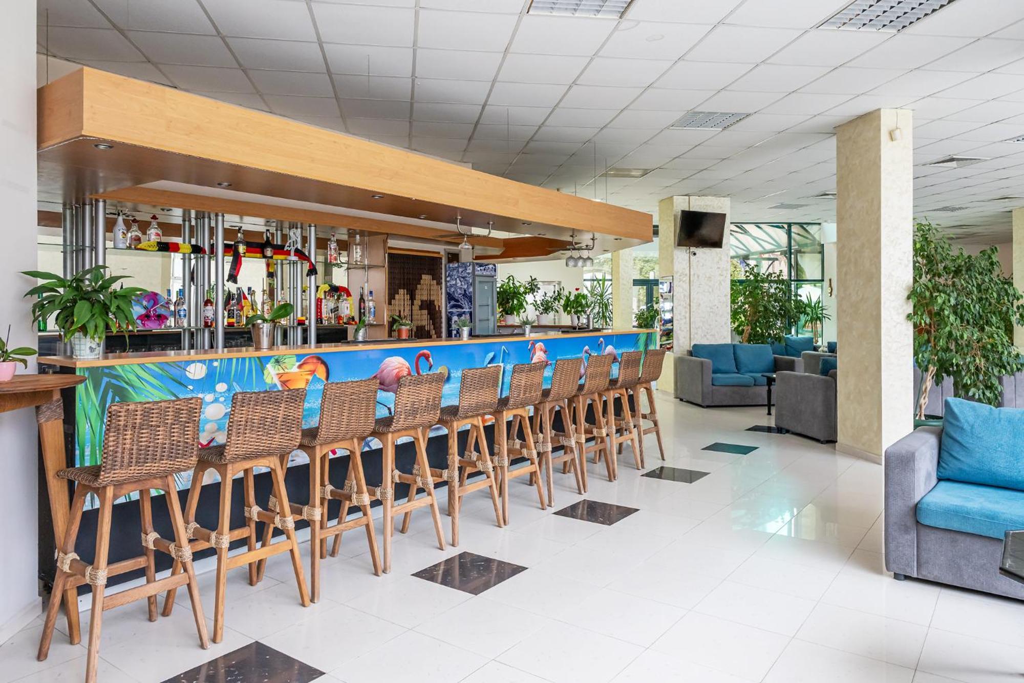 Flamingo Beach Hotel Солнечный берег Экстерьер фото
