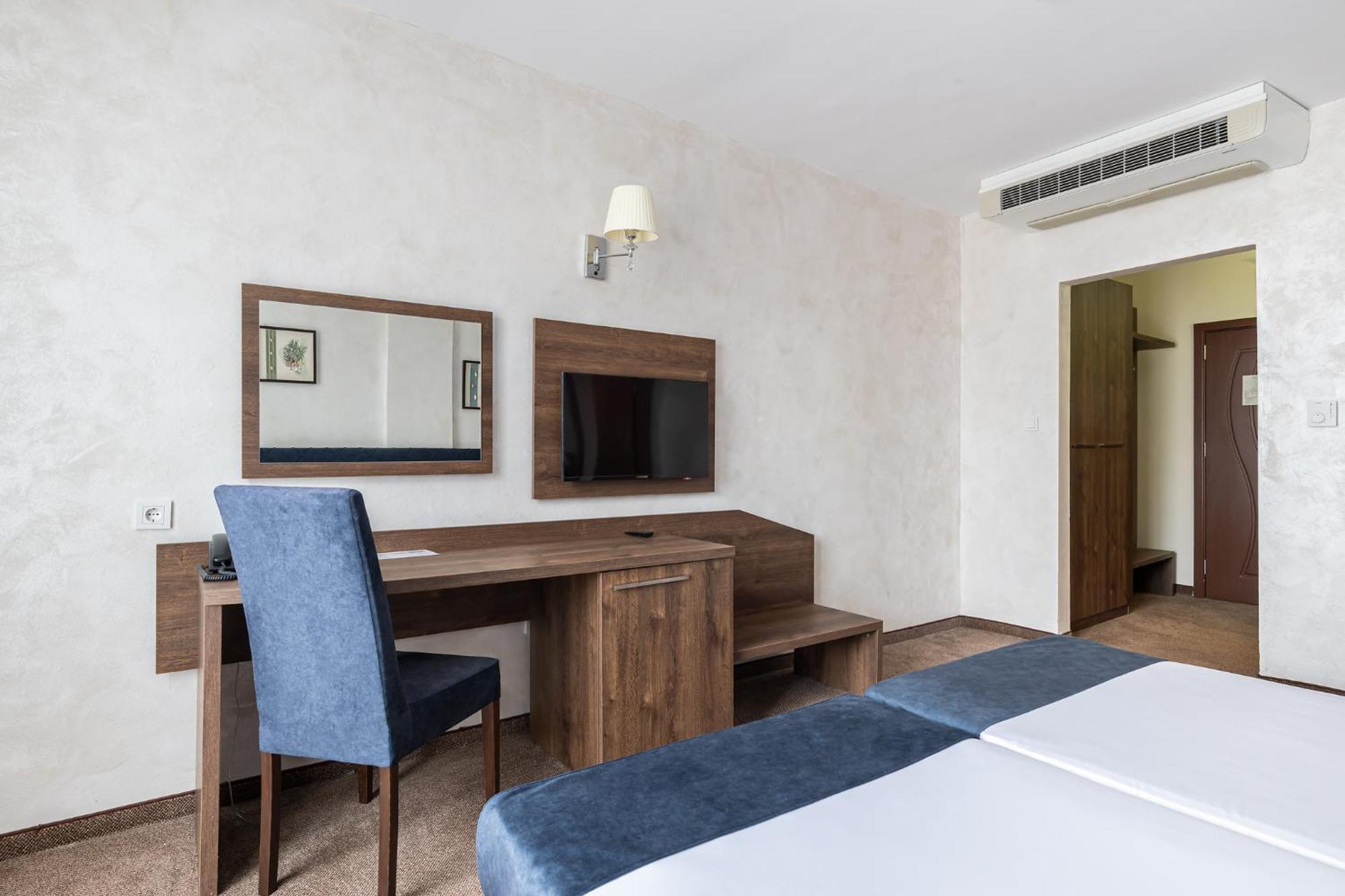 Flamingo Beach Hotel Солнечный берег Экстерьер фото