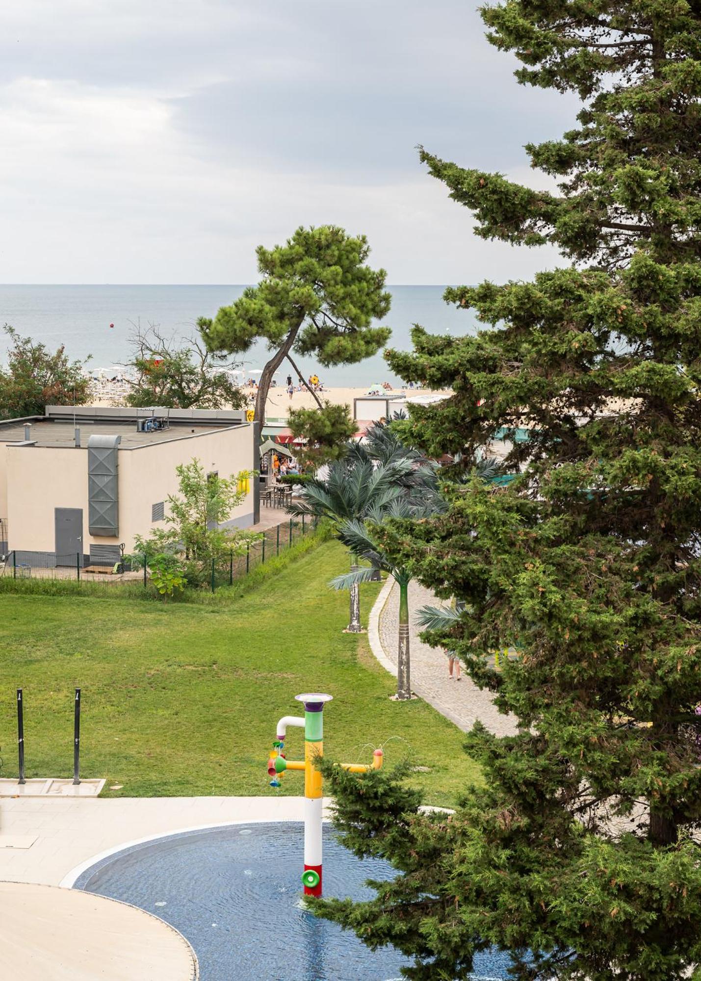Flamingo Beach Hotel Солнечный берег Экстерьер фото